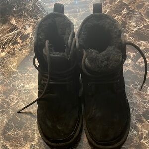 Ugg nuemel boots
